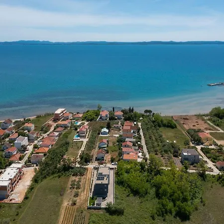 Beautiful Tina * Privlaka (Zadar)